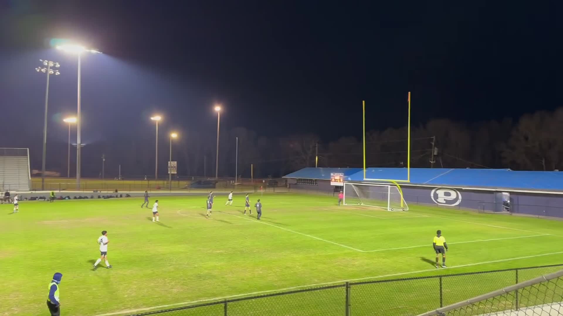 Metter Tigers scrambling to add to the lead.