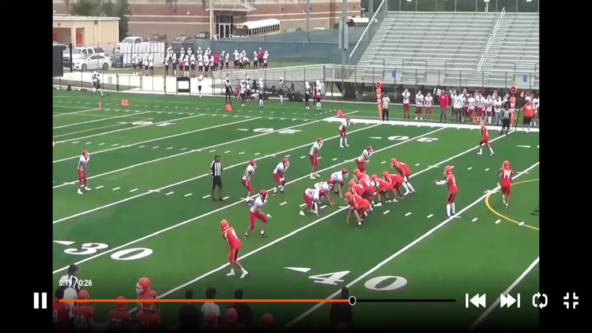 20 yard pass (1 hand catch)