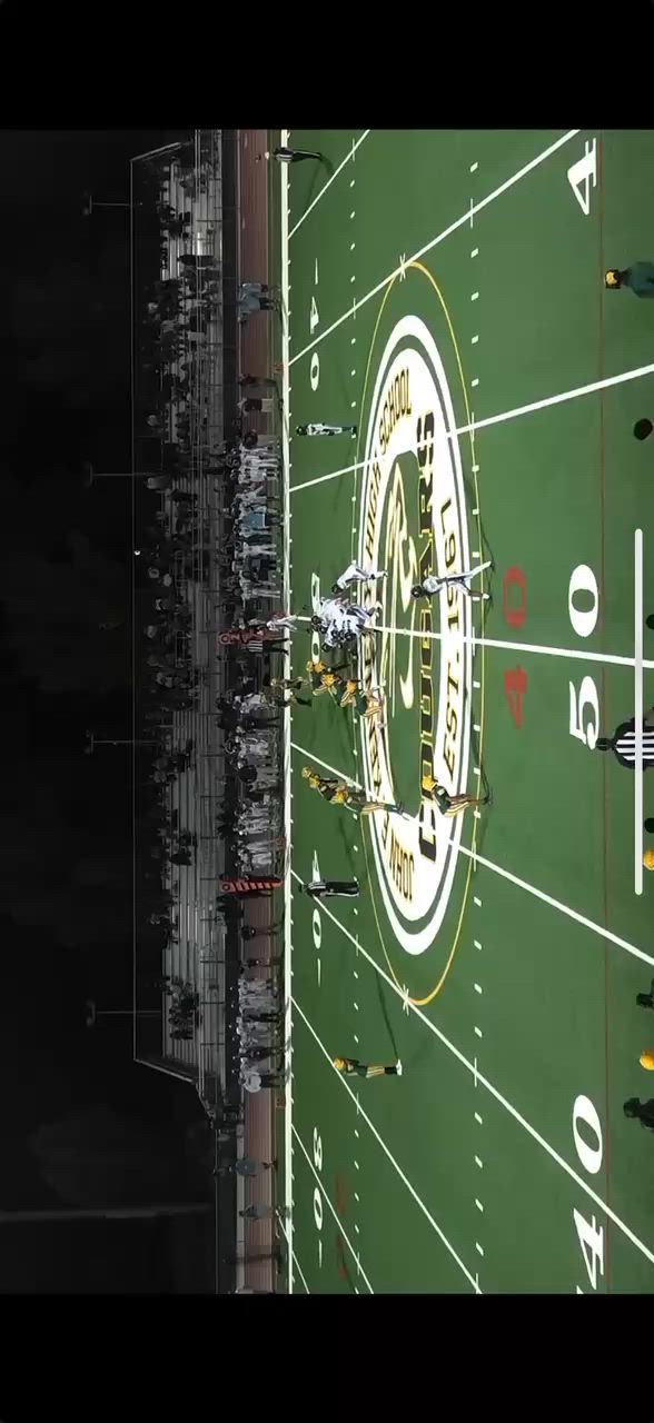 Jeremiah Huntley Junior number 24 running the ball