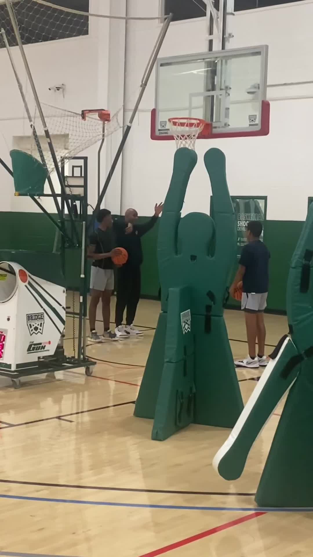 Cameron Singleton 25" class