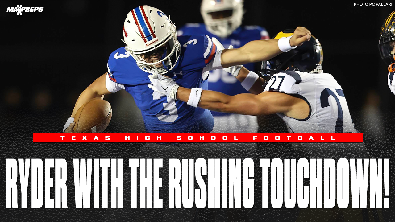 Ryder Lyons Runs it in for a Touchdown to make it a 26-7 Game!