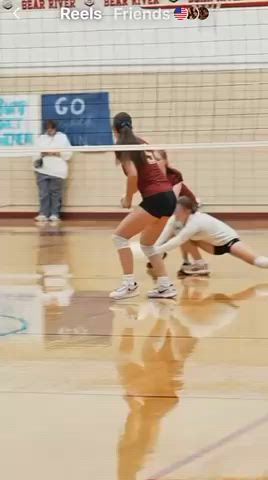 This game, I had 5 aces and 23 digs. Thanks to my blockers for all the touches on big hits to help me out a little on my digging game. Shoutout to my Coach for telling me where to place my serves.