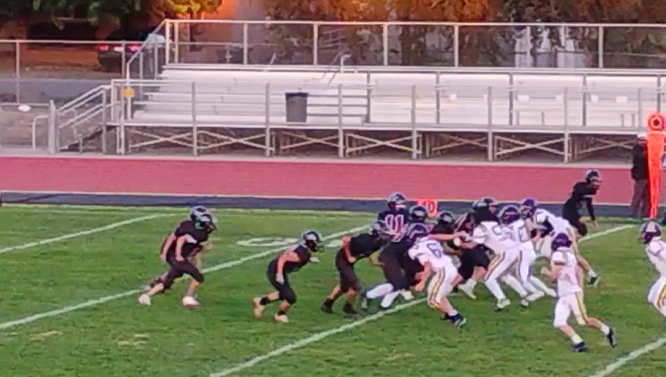 #20 makes another run