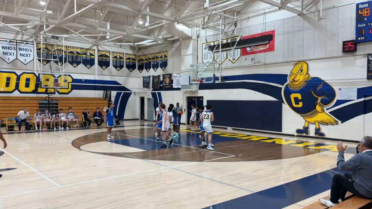 Mark Quiroz Splashes a 3!