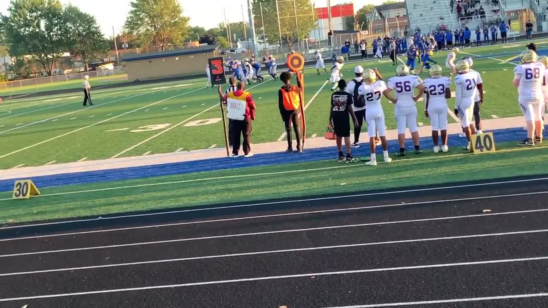 #1 K Vinson on the catch