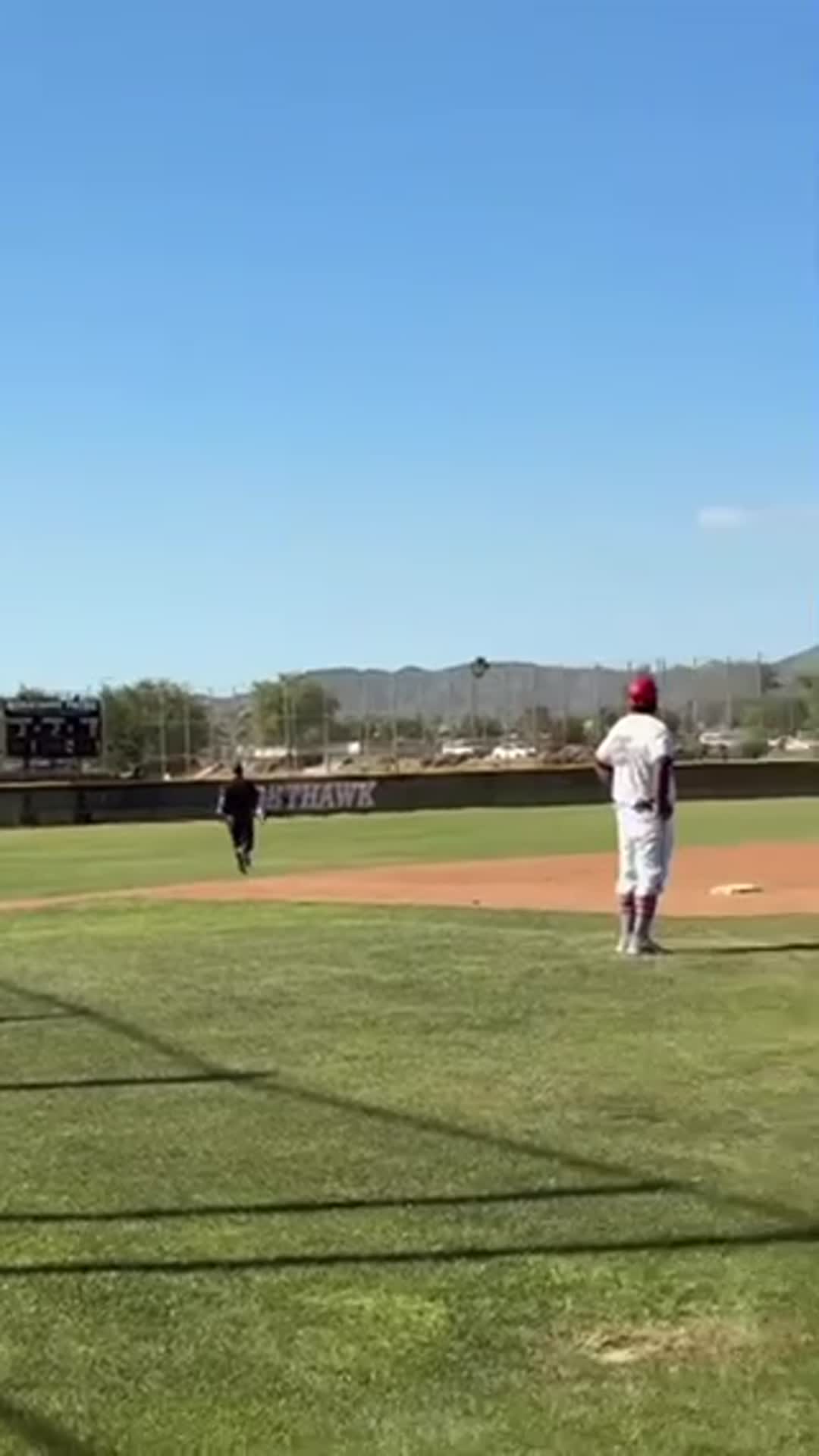 Home run in CiF div 3 semi final game