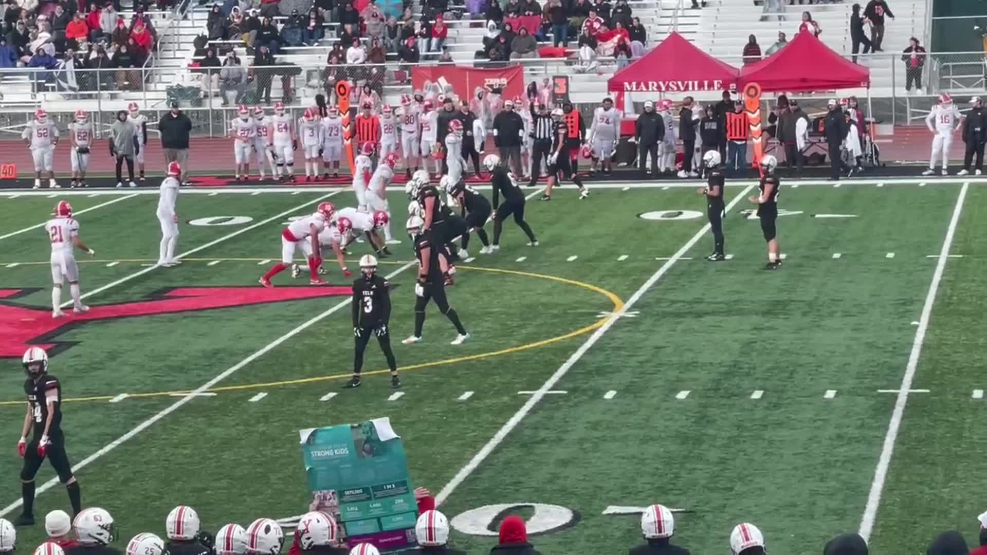Yelm #23 Brayden Platt 14 yard rush