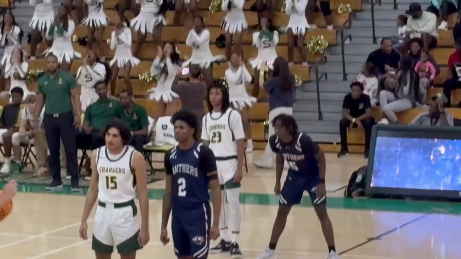 Dwyer Takes Down Undefeated Suncoast Chargers 12.624