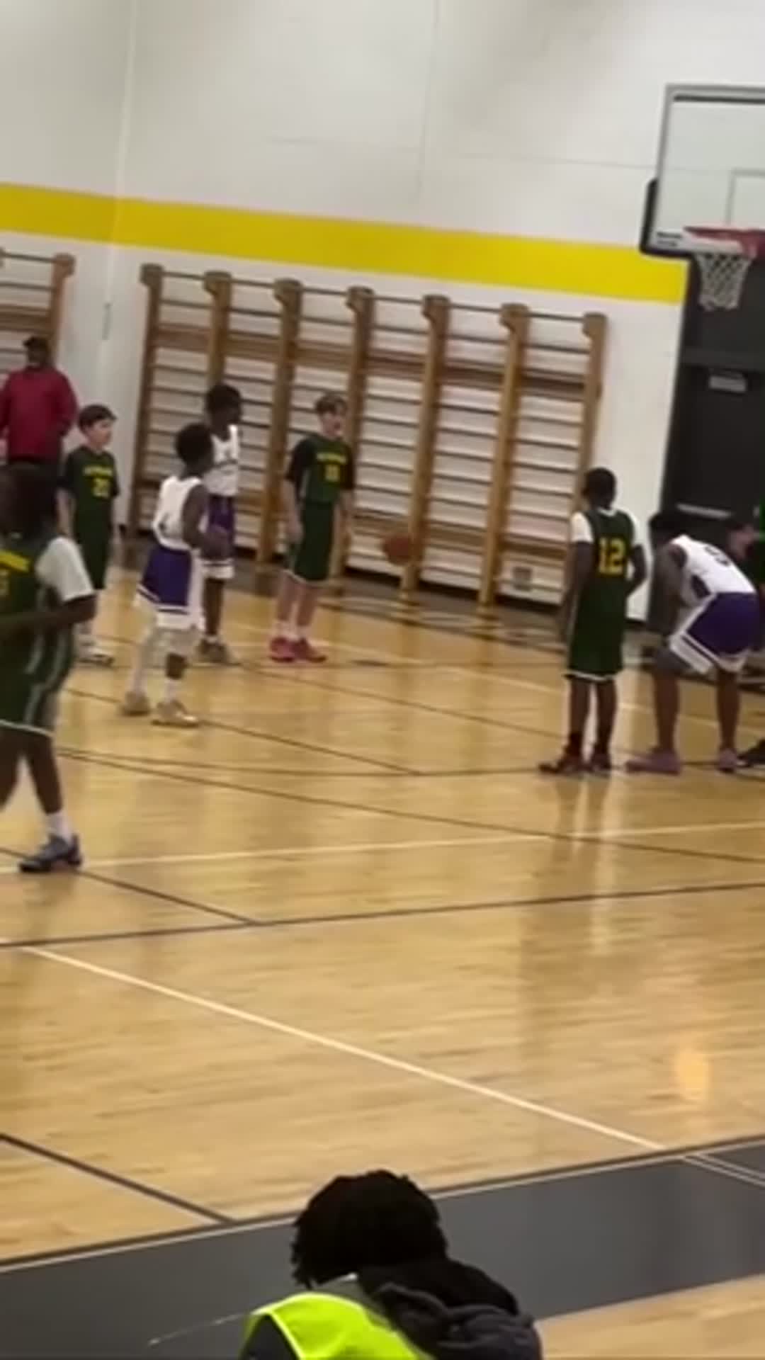 Tamajae Banks free throw