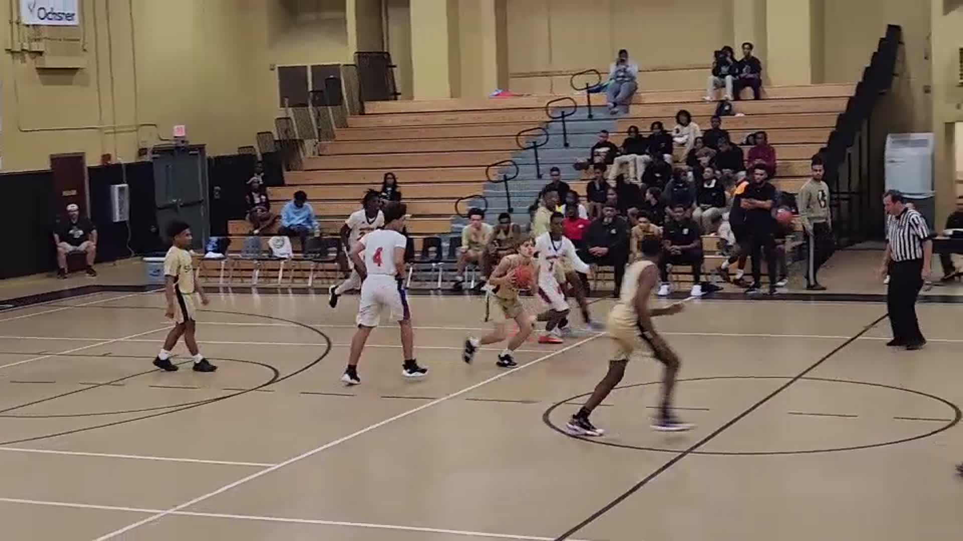 Grayson O'Shaughnessy with a steal and assist to Anthony Gusman.