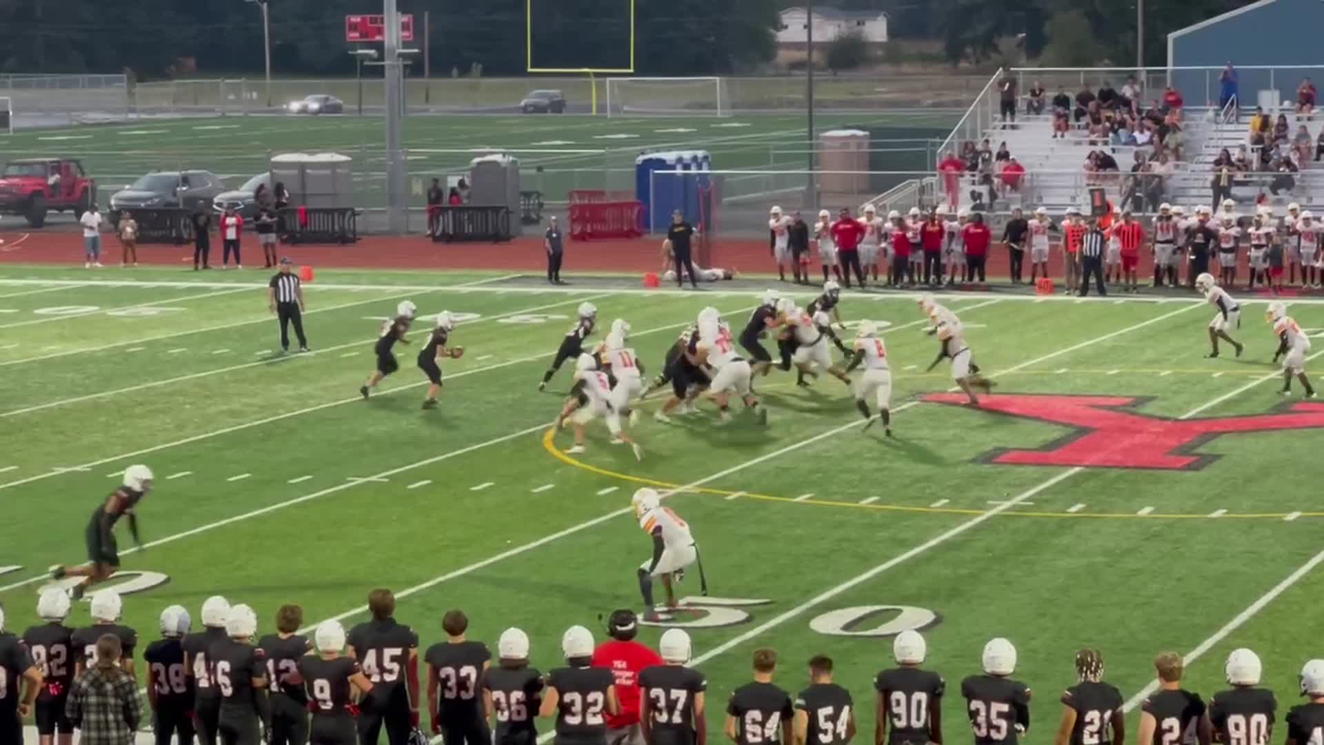 Yelm #10 Parker Myers QB sneak for a 58 Yard Touchdown run