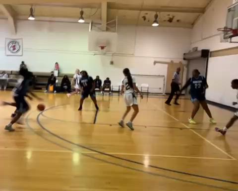 Senior Samaiia Oliver Floater on Dobbins High school