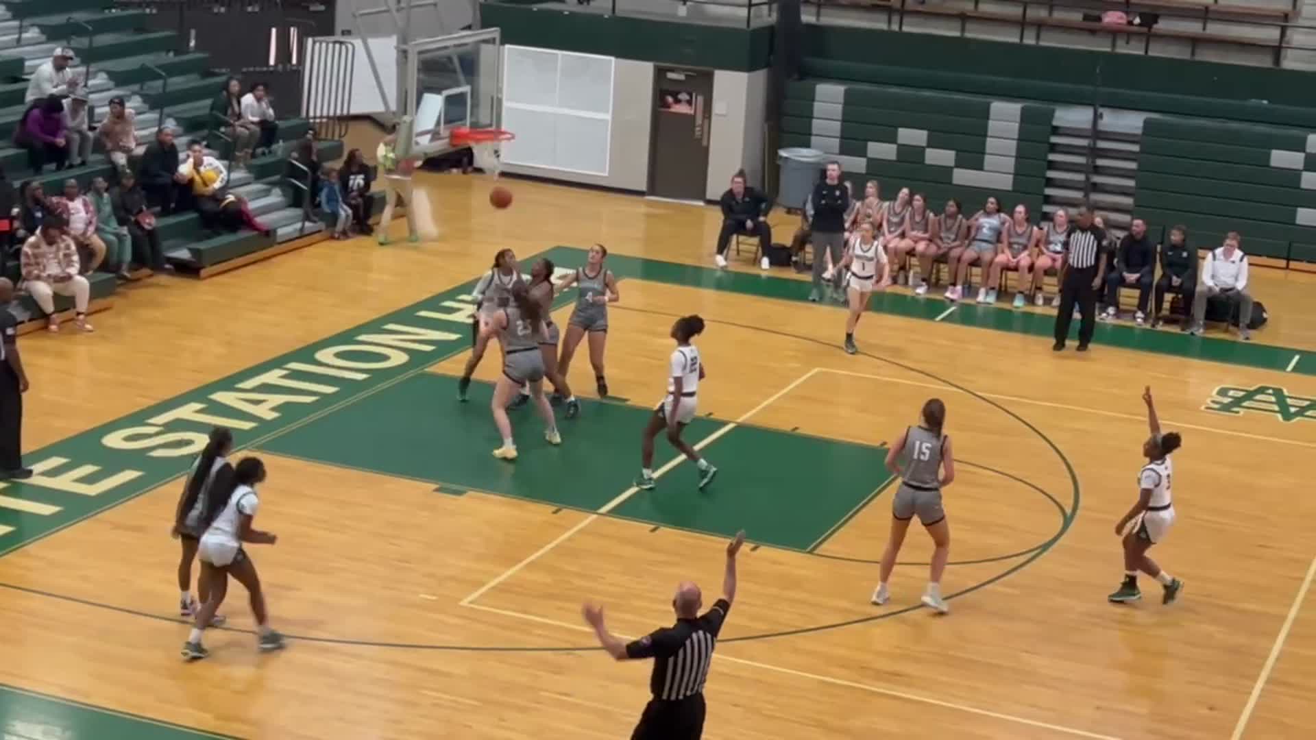 3 point basket by Pruitt with the assist from Reynolds.