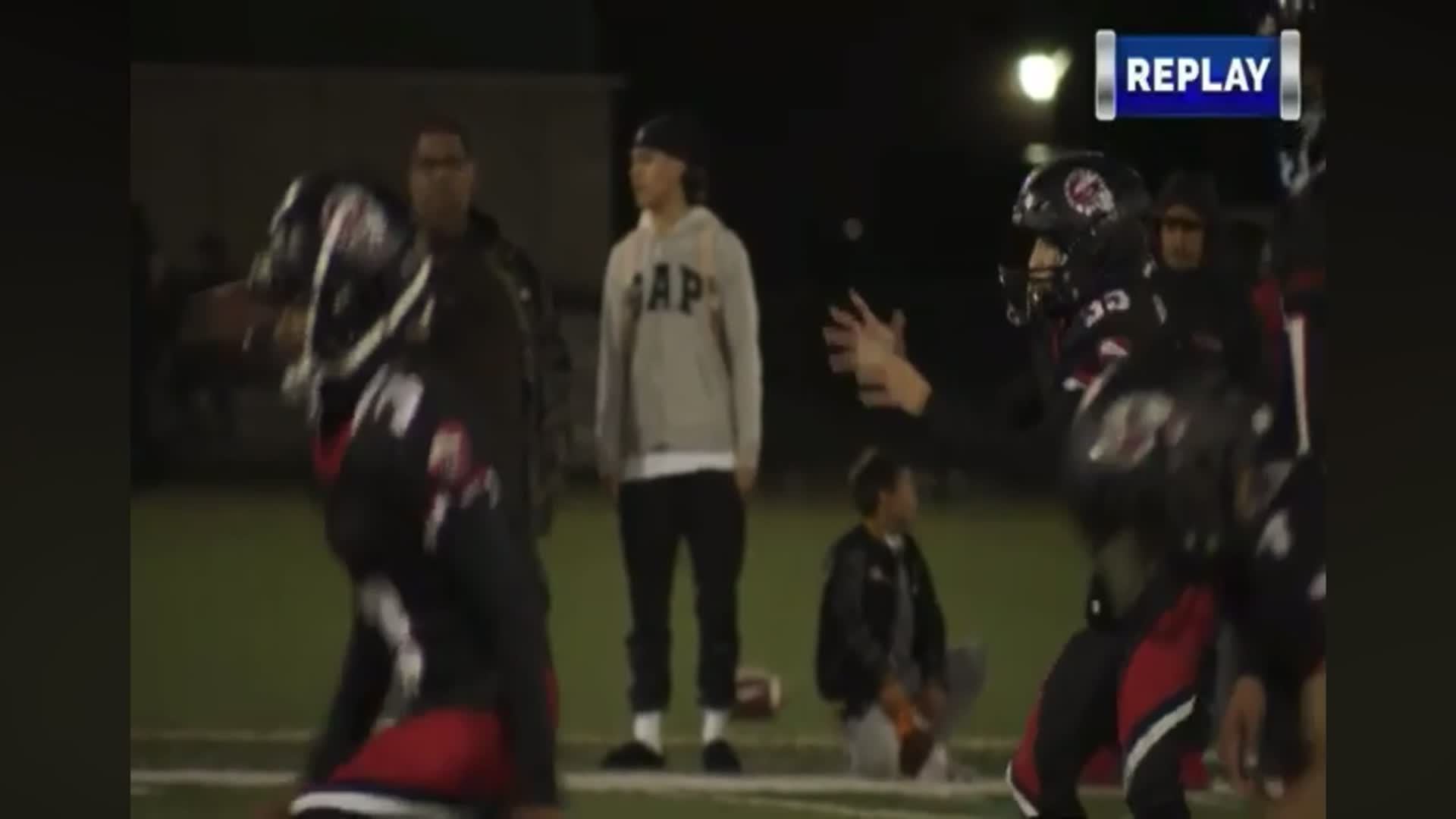 James Diaz with a 20 yard gain against lummi