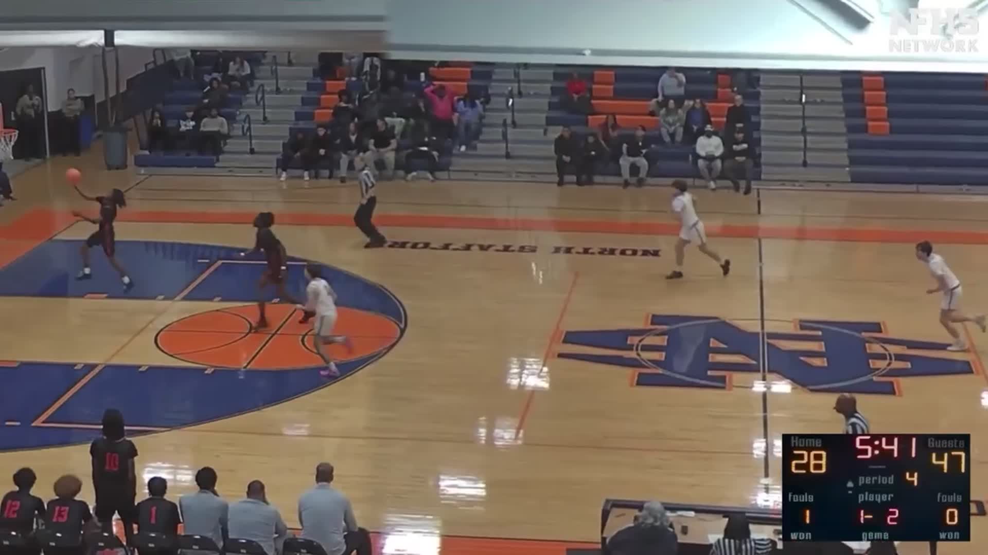 Look at this heist by TJ which leads to another smooth alley-oop to high flyin' Sanusi!