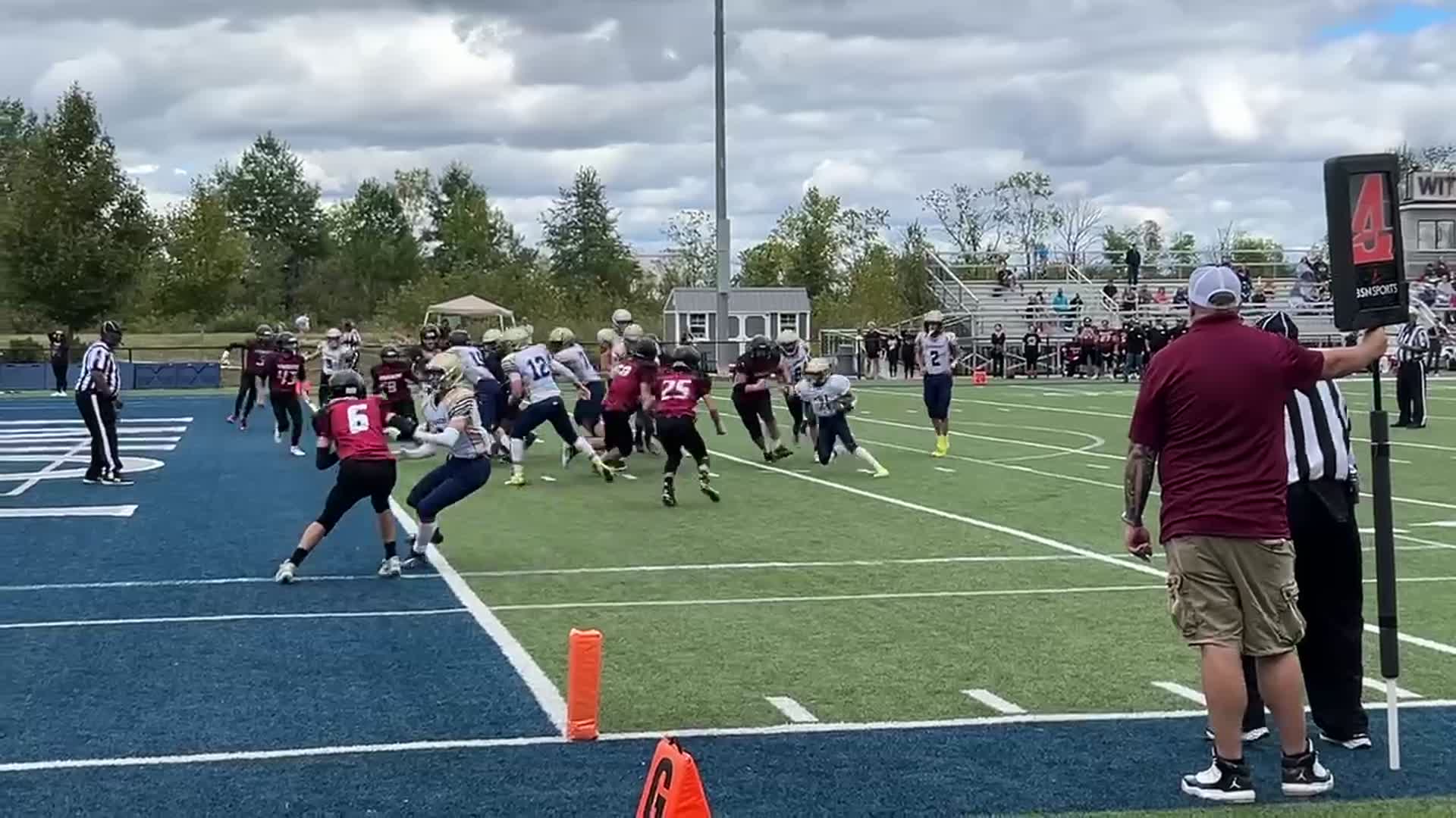 Illinois Crusaders vs Crimson Knights - rushing TD