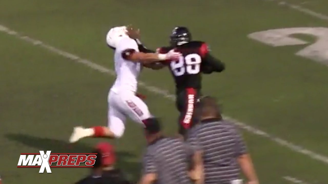 4-Star WR Javon McKinley delivers nasty stiff arm