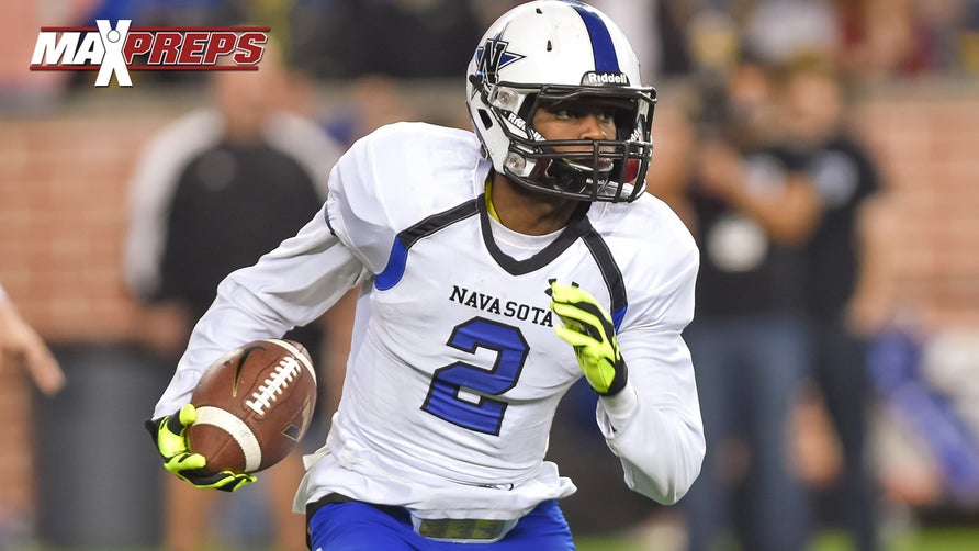 Our national player of the year watch list this week features James Robinson (Lutheran, IL), Tren'Davian Dickson (Navasota, TX), Sean Wallace (A Plus Academy, TX), Ryan Robards (Elk Grove, CA), Patrick O'Brien (San Juan Hills, CA), Jonathan Daniels (Mater Dei, CA), Derrion Grim (McNair, CA), Drew Lisk (Jordan, UT), Myles Brennan (St. Stanislaus, MS) and Titus McCoy (Center Grove, IN).