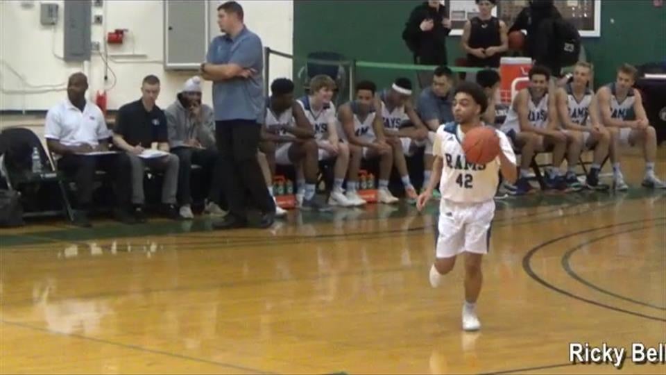 Ricky Bell 3rd RB3 Game HL 4 pt, 1 reb, 3 stl, 4 ast, Mount Rainier HS vs. Bonney Lake HS. December 8, 2018