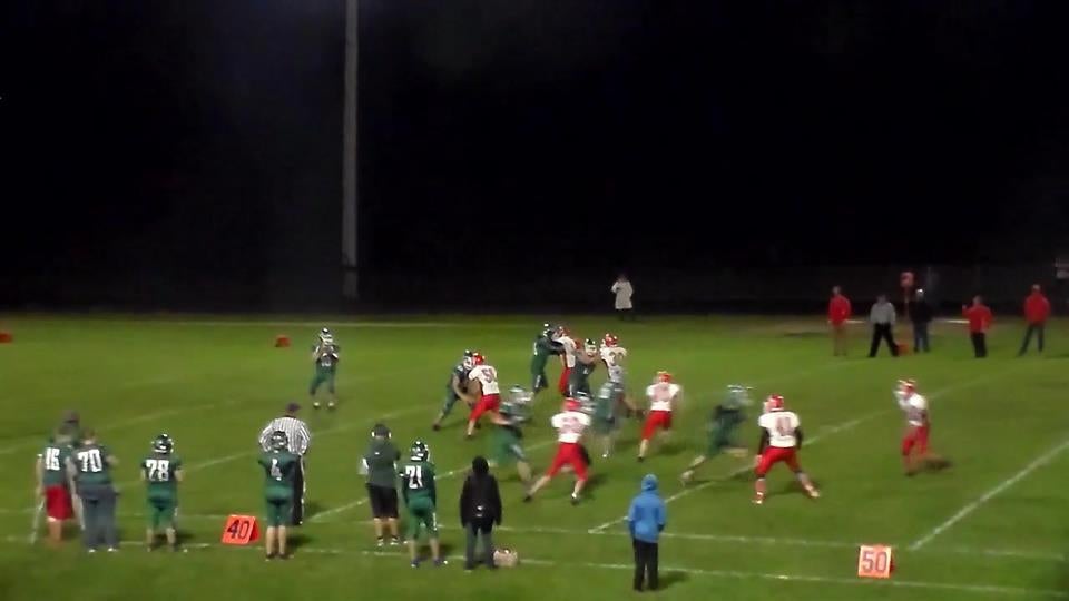 Kelly Rice Defeats Block for Sack