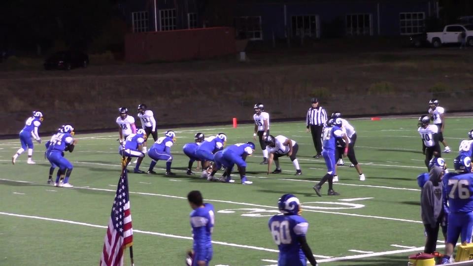 Nice TD throw by #44 Christopher Cavazos to #28 Fernando Herrera