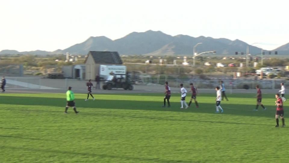 Long pass - Victor Meza