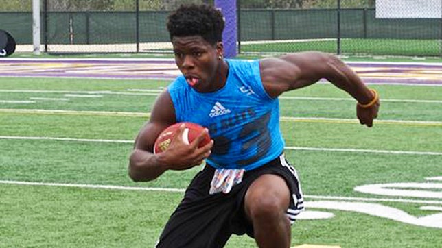 Highlights of Summit's (CA) four-star running back Stephen Carr.