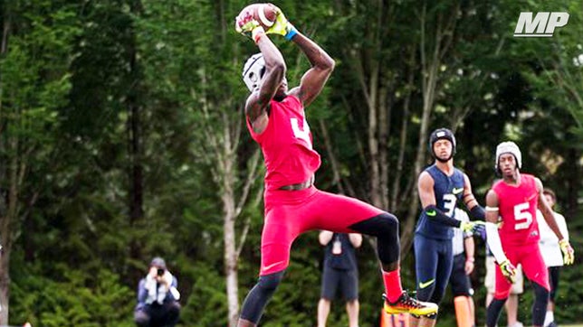 Highlights of Deerfield Beach's (FL) 4-star wide receiver Jerry Jeudy.