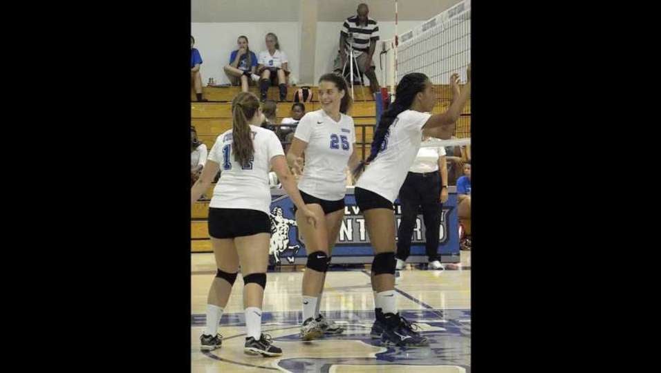 Veronica Scupine #25