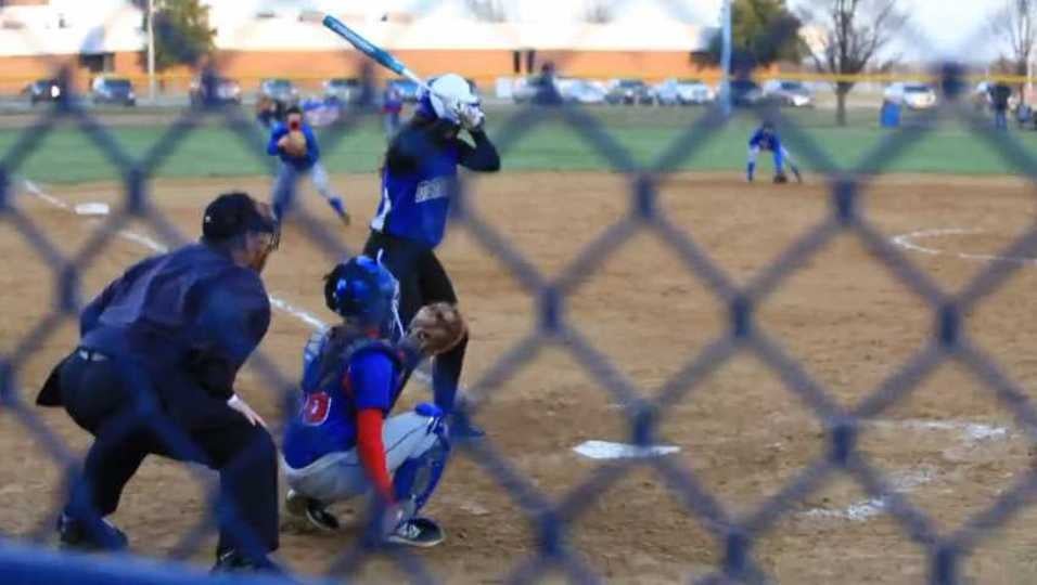 Elizabeth HR in 1st varsity game as Freshman