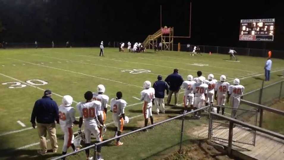 Curtis Moore vs Middleton highlight