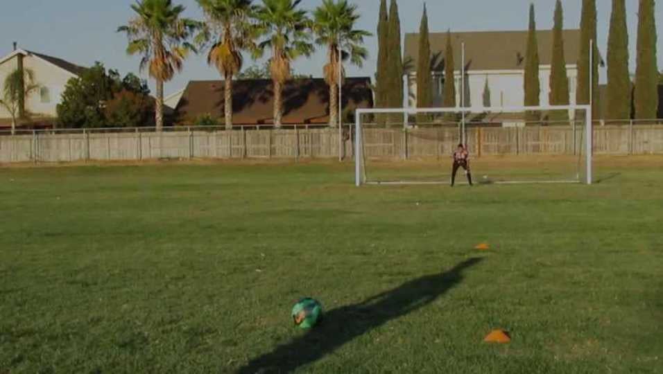 Knuckleball Freekick