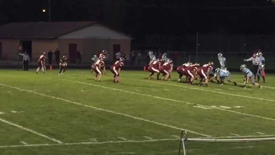 Jarrett Thomas passes over the middle for touchdown