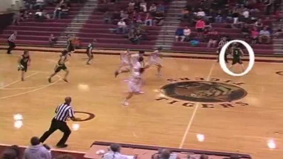 Holden Roop 21pts 4 assist 1 steal