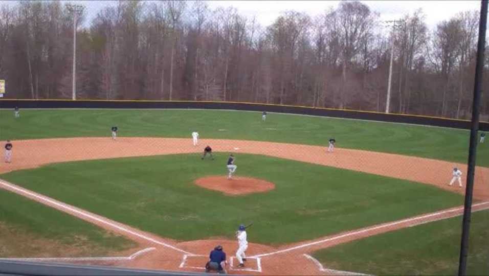 Devils defeat Beech - Jarvis drives in Smith and Mullins