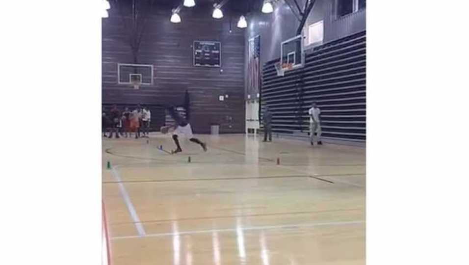 Reverse Dunk In Practice