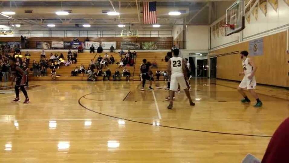 Aamondae Coleman with the Putback