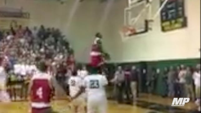 Mama, there goes that man! Zion Williamson is just flat ridiculous. He's a human highlight reel and this is no exception. Courtesy: @chandler4prez
