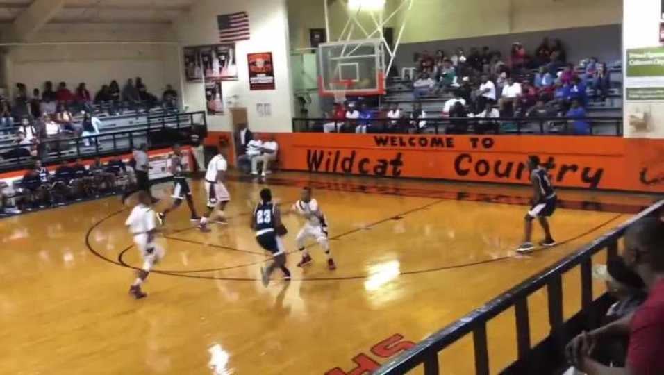 Jakari Hardges shows he can get up