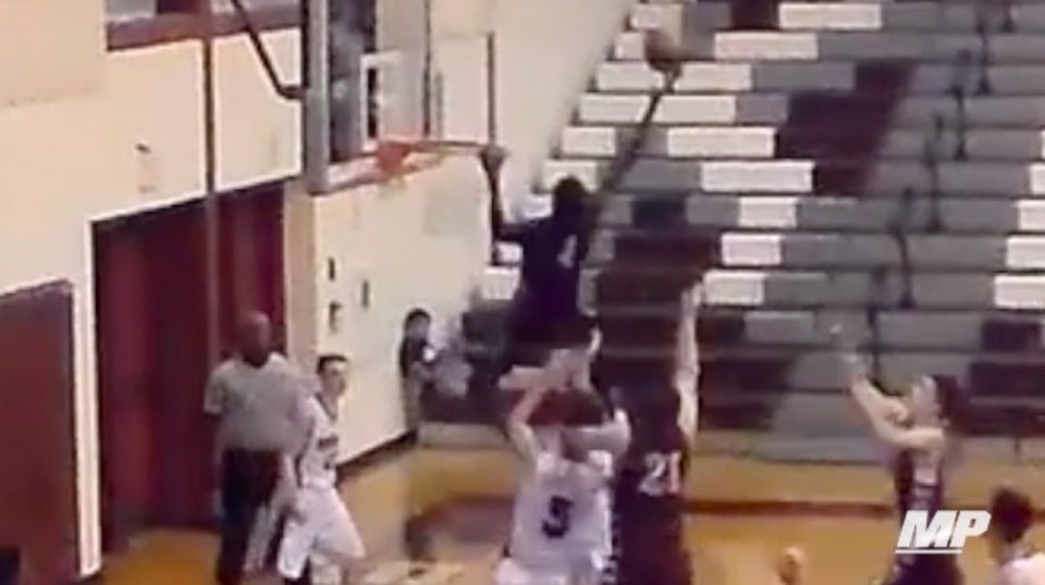 Should this dunk have counted?