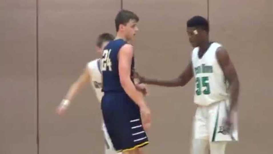 Mars highly recruited Junior Roby Carmody vs AAU Teammate Dewayne Cohill from Holyname