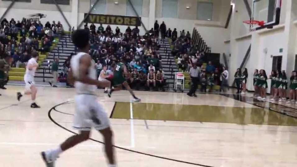 Joee Gantan drive to rim