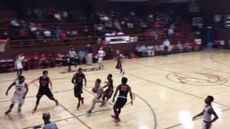 C.J. Hurd finds Felix Hayes for 3