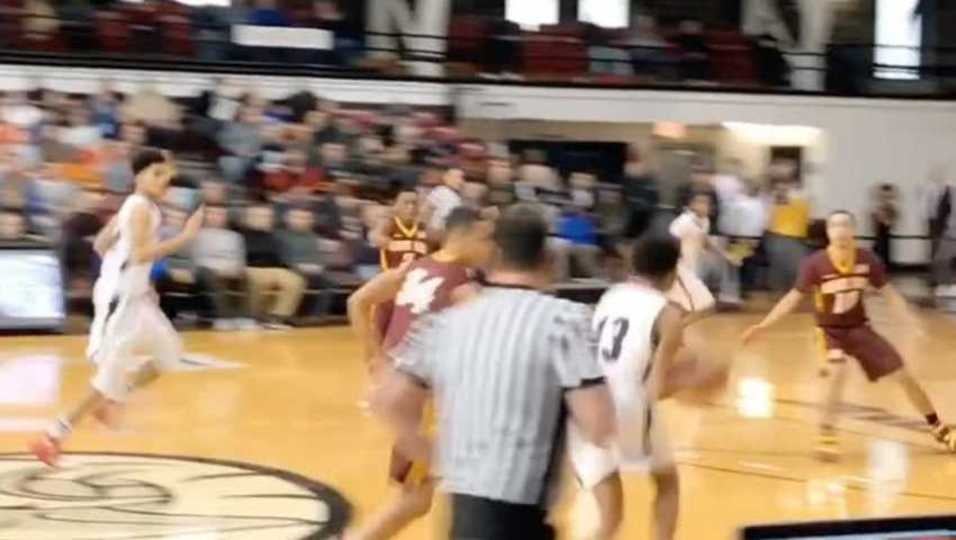 RJ Davis Dishing the Rock