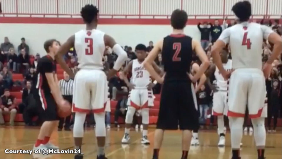 Michigan recruit nails underhand free throws