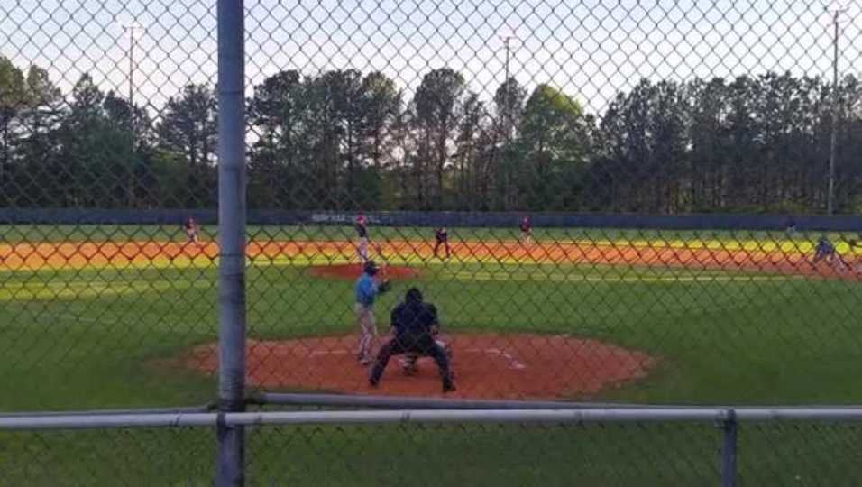 DEMETRIUS BARNFIELD HIGHLIGHT VS. BERKMAR