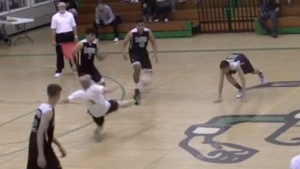 Boys volleyball makes a #MPTopPlay appearance