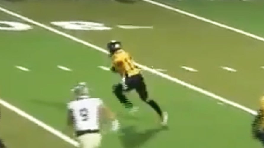 3-star all-purpose back Kazmeir Allen of Tulare Union (CA) set the California state record for total touchdowns in a season scoring number 64,65, and 66 tonight. The previous record holder was Ventura standout Tyler Ebell, who scored 64 touchdowns in 2000.