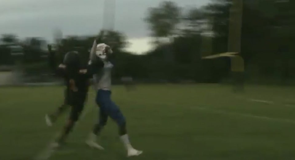 Who needs two hands?