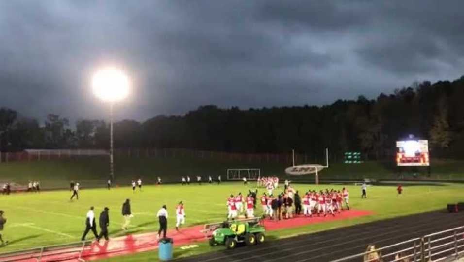 Sairge Saldivar Extra Point into the heavy wind vs Northview 10.19.18